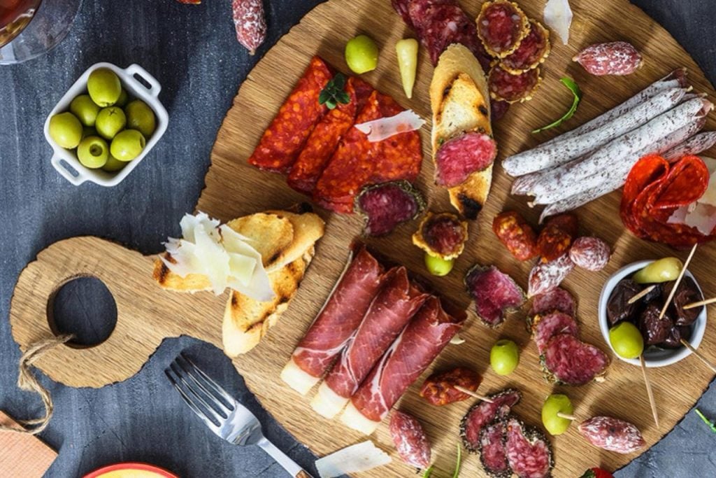 « On habitue le consommateur à manger de la charcuterie qui n’est pas bonne »  les planches apéro valent-elles le prix 